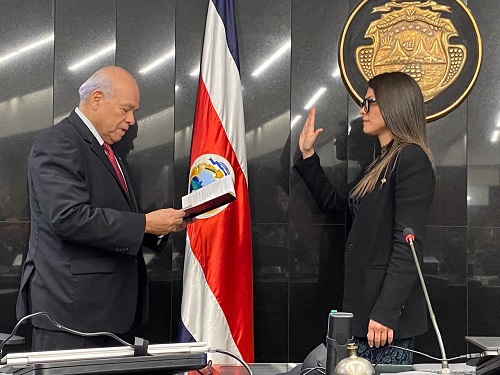  Wendy González