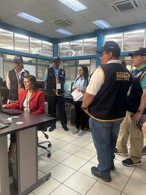TSE inicia proceso de acreditación para observadores electorales nacionales e internacionales