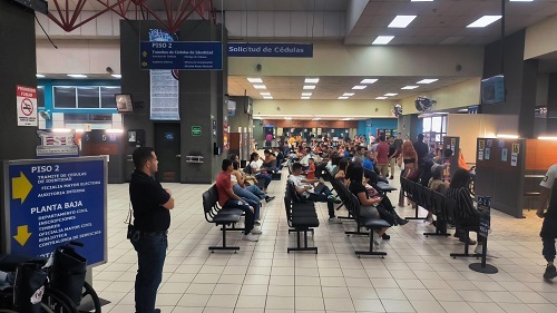 TSE amplía horario para solicitud y entrega de cédulas de identidad